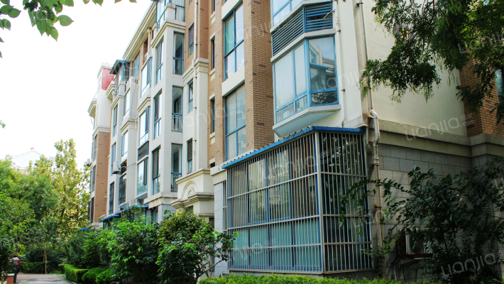 海信兰郡外景图