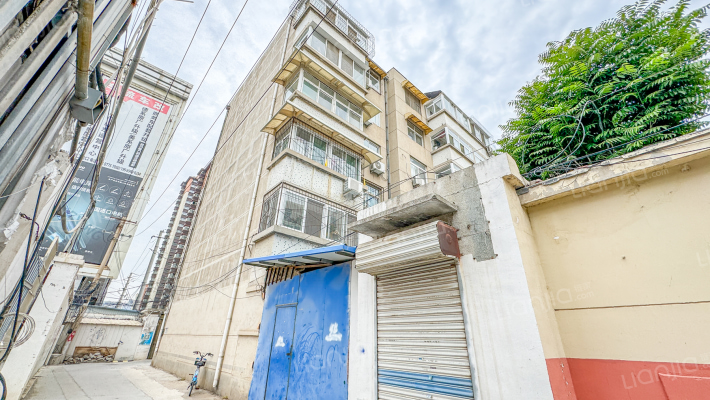 经十路27825号外景图