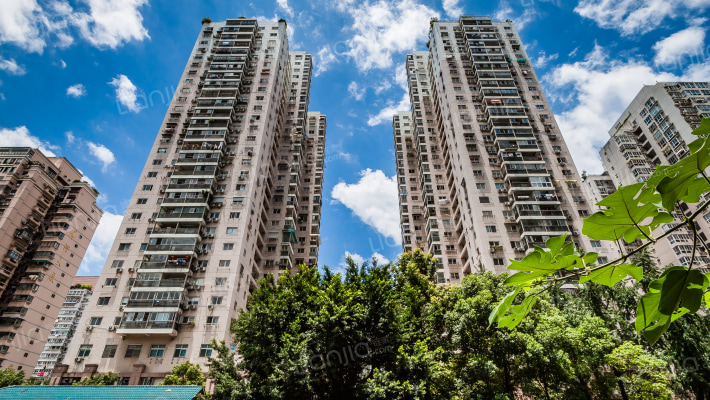 虞师里大厦外景图