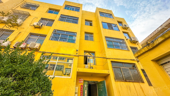 怡顺园小区外景图