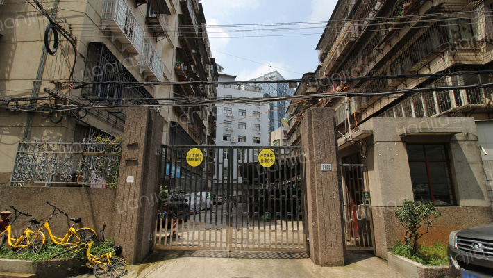 桂花大厦宿舍外景图