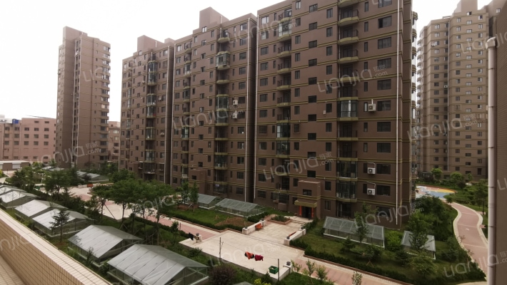 旺角长兴花园外景图