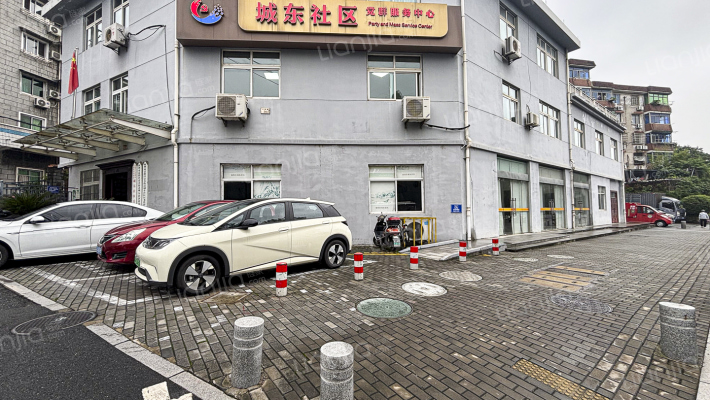 城东社区大桥路外景图