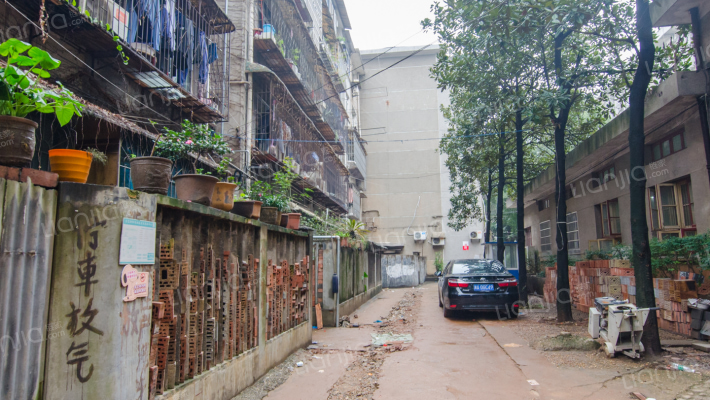 识字里60号外景图