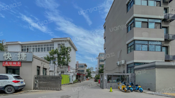 省一监狱东家属院外景图