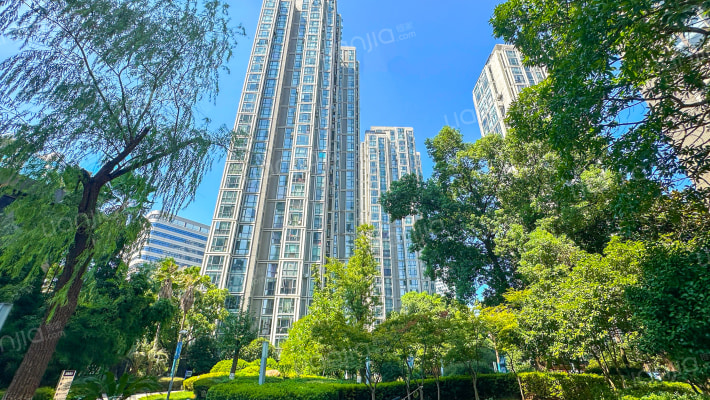 外滩花园外景图