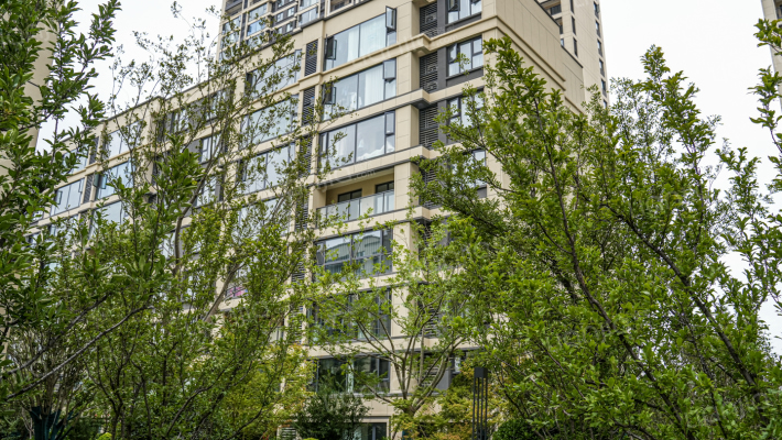 绿都青云赋云霞苑外景图