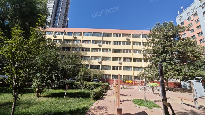 甘肃水利厅机械化工程小区外景图