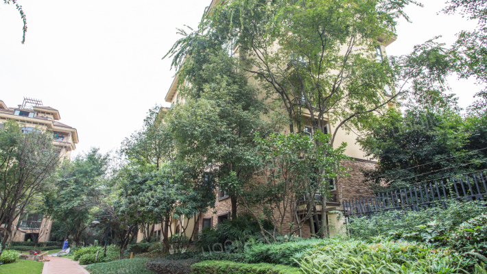 中航翡翠城三期二组团外景图