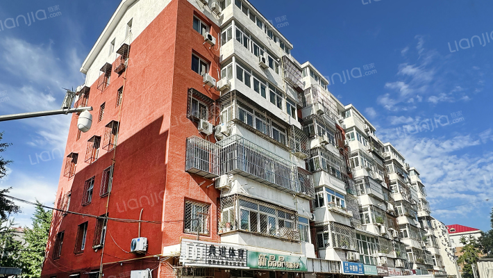 鼓楼大街西侧1号楼外景图