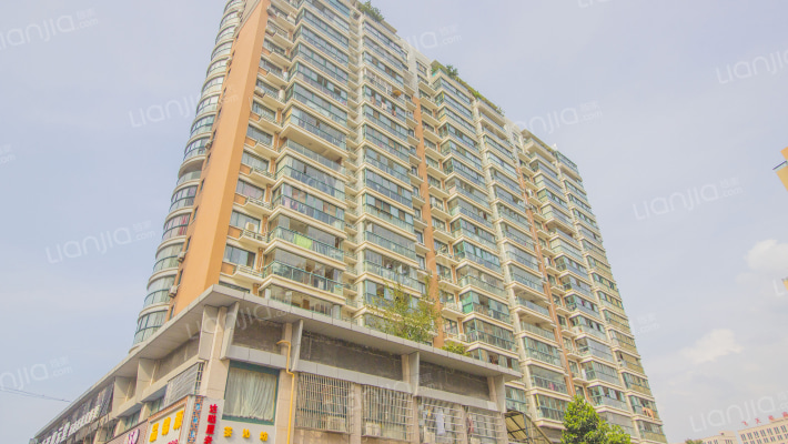 朝阳钻石广场外景图