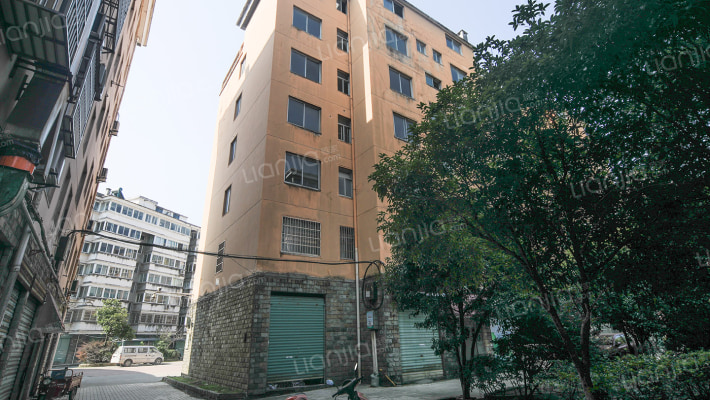 新湾里区新天家园外景图