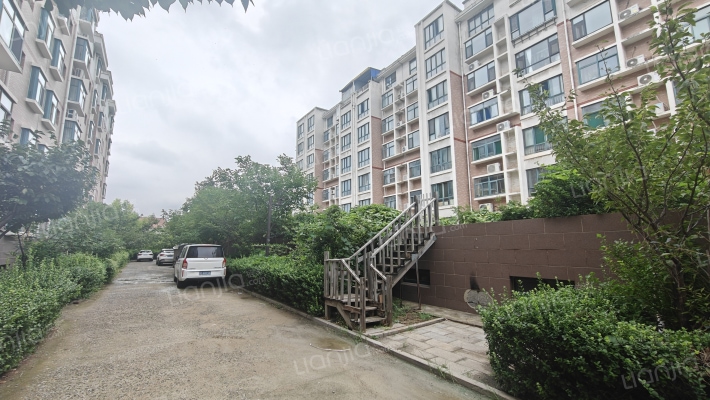 金岸花园外景图