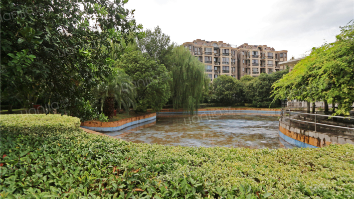 成事高邸外景图