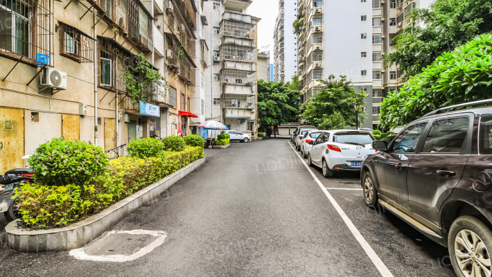 广西区人防办生活区外景图