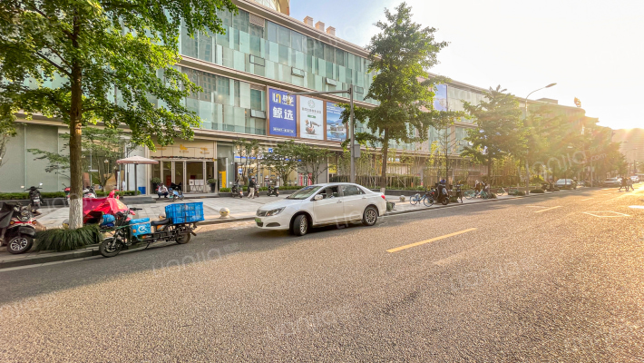 恒一城市MALL外景图