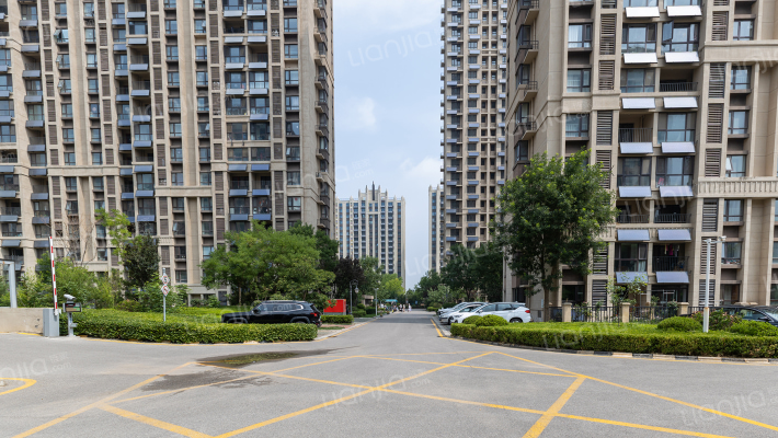 潮白河孔雀城海桐园外景图