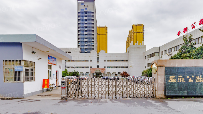 公路工程技工学校家属区外景图