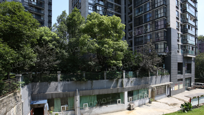 长帆江岸公馆外景图