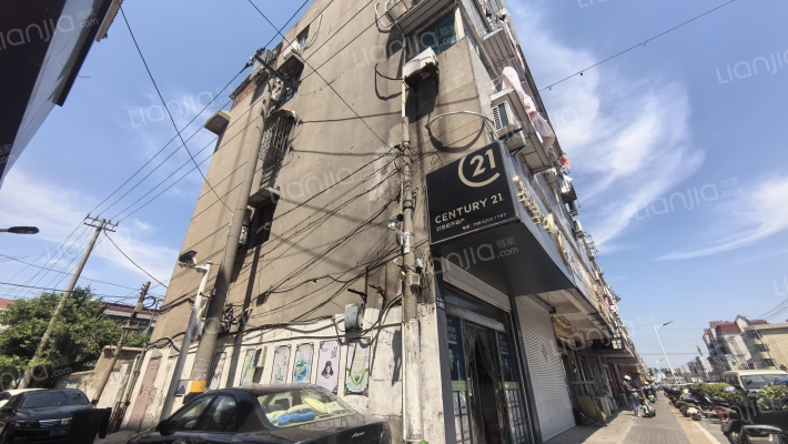 化建公司宿舍外景图