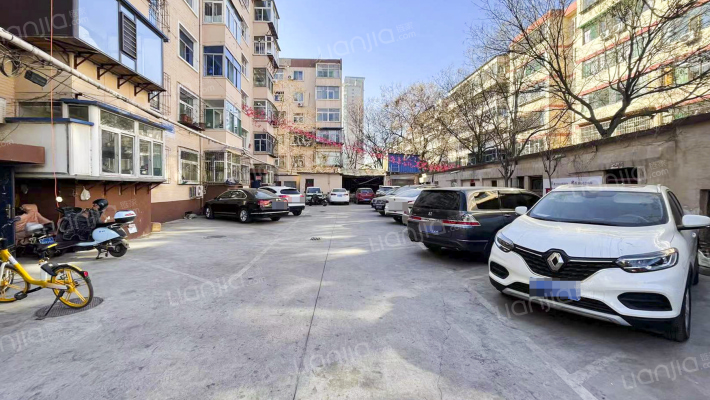 绿化队宿舍外景图