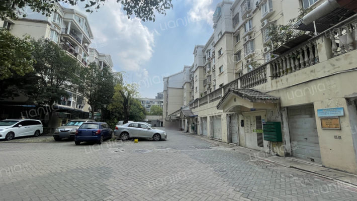 阳光新苑外景图