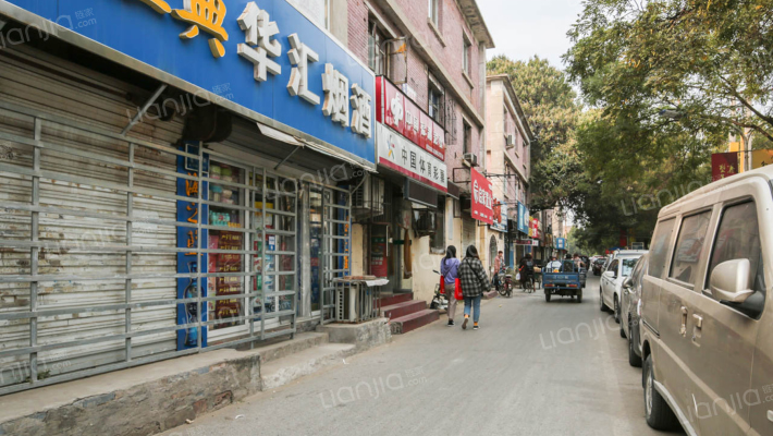 市一轻局宿舍外景图