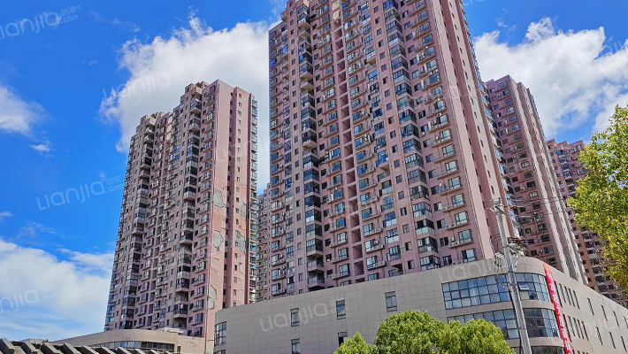 世纪大厦外景图