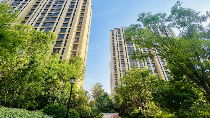 高新绿城玉兰花园诚园外景图