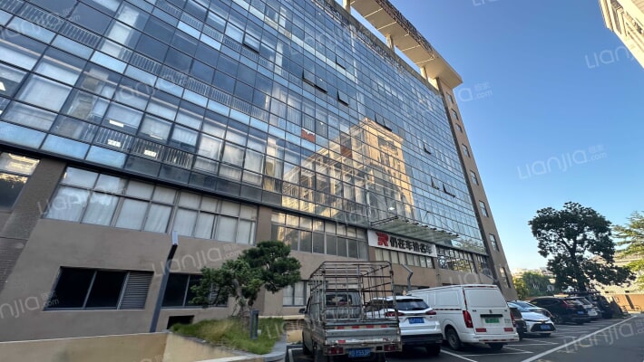 启航大厦外景图