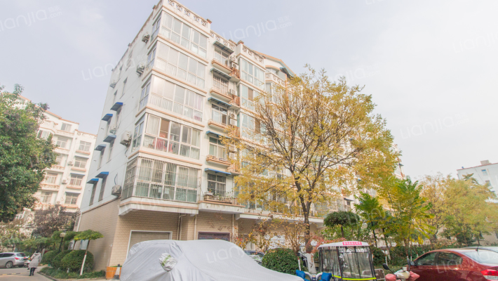 东方米兰小区外景图