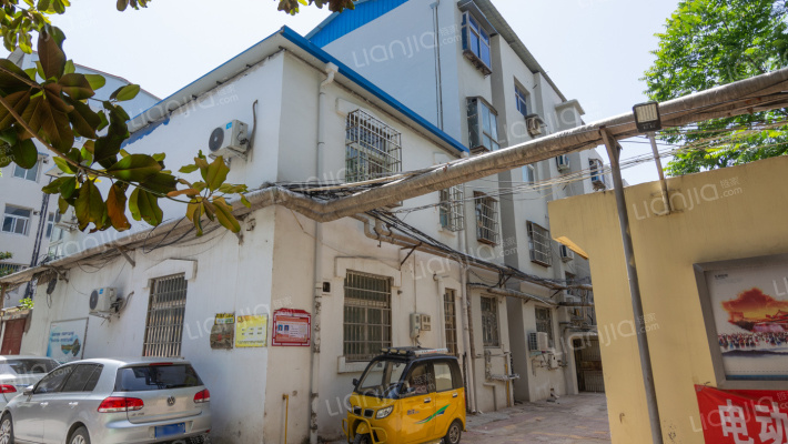 河南高速开封公司家属院外景图