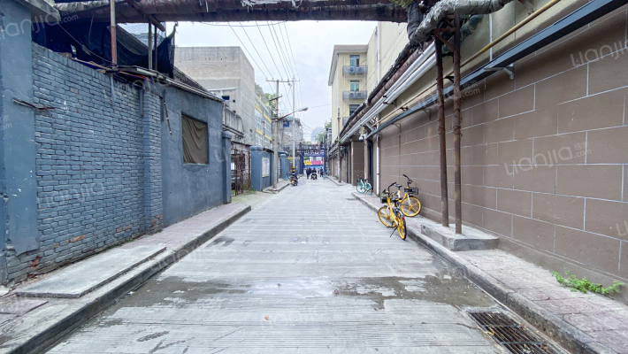 污水处理厂家属院外景图