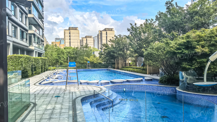 龙湖·天曜外景图