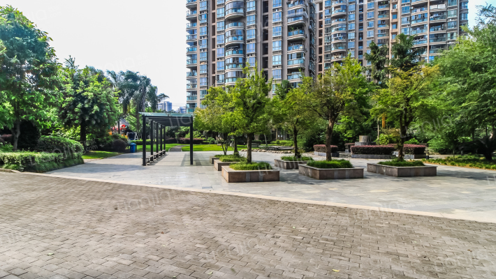 新龙公寓外景图