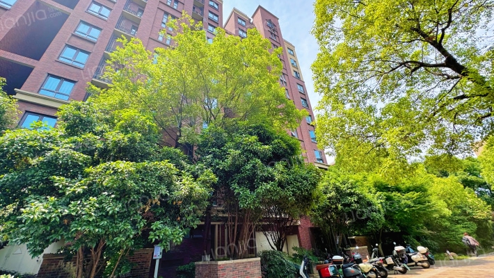 中北英郡外景图