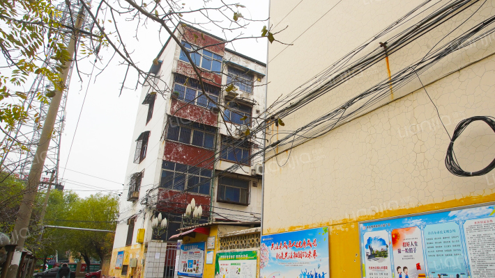 许昌市土地局住宅楼外景图