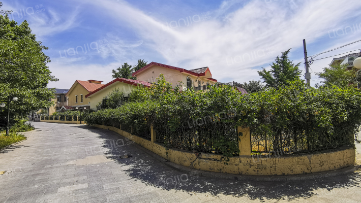 绿茵花园外景图