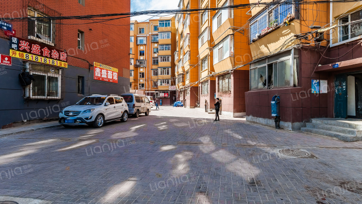 长铁机务小区外景图