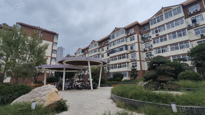 广安小区外景图