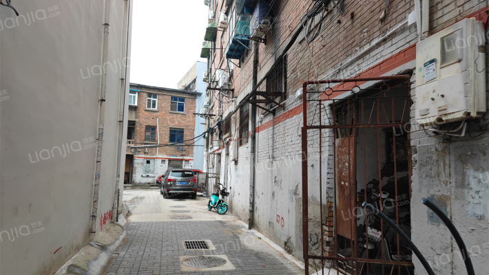 迎宾路73号外景图