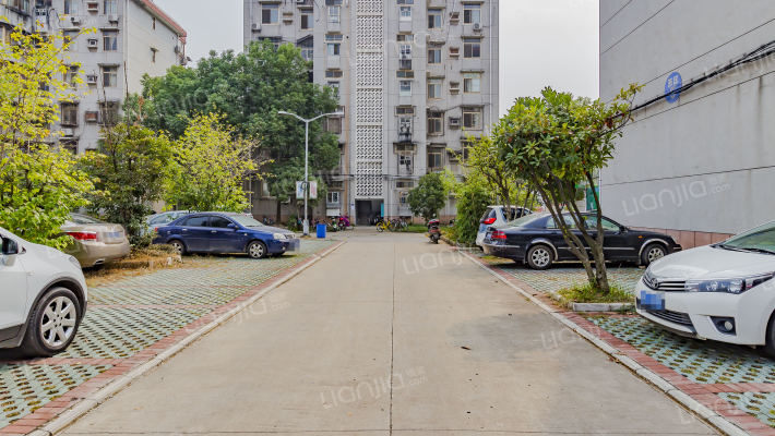 湖北大学五区外景图