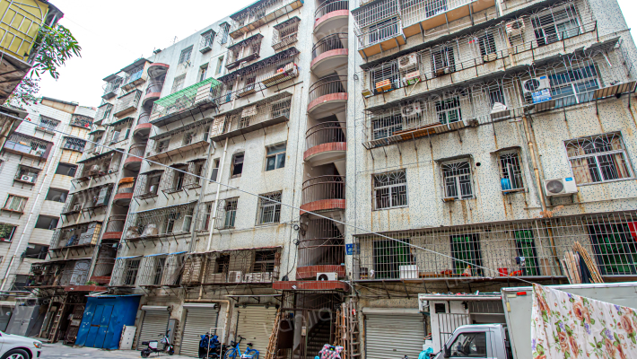 金龙公寓外景图