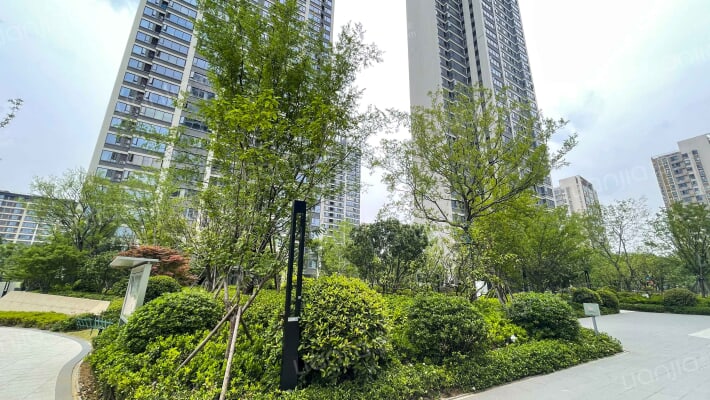 融创·民发·御湖壹号外景图