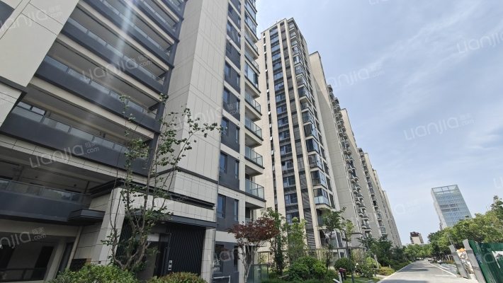 新天地 熙照华庭外景图