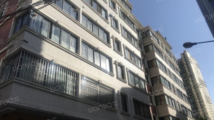 小龙路160-1号外景图