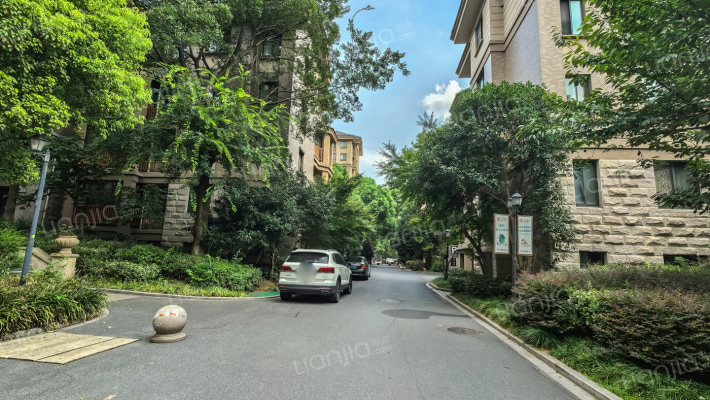 世纪豪都外景图