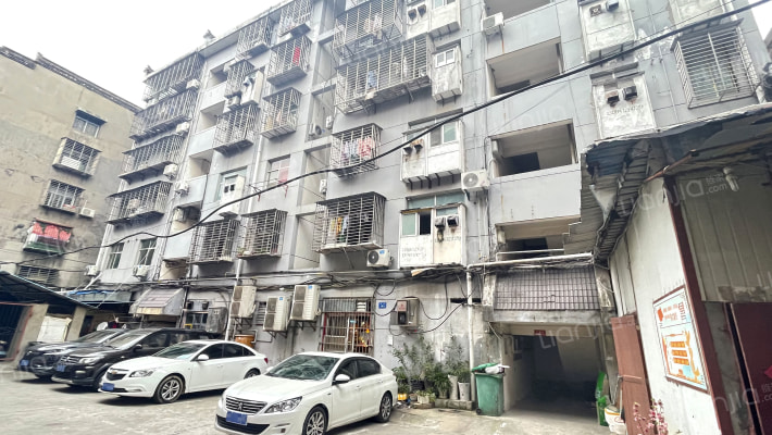 南街103号外景图