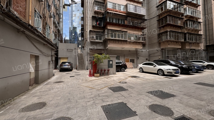 中国人民银行云南省分行宿舍外景图