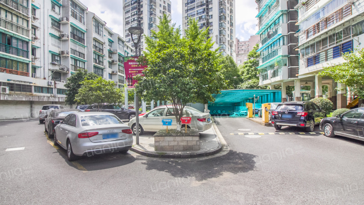 香榭丽舍外景图